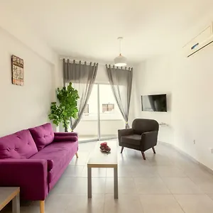 Apartament Savvas Centre Flat, Larnaca