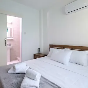 Apartament The Coral Penthouse, Larnaca